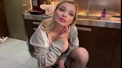 HannaXLove — Stripchat recorded stream screenshot (05 Nov 2025)