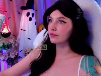 HoneyCherry — Bongacams recorded stream screenshot (05 Nov 2025)