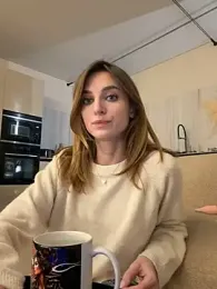 -AngelAri- — Stripchat recorded stream image, 05.11.2025 20:00