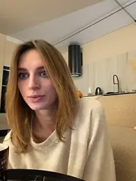 -AngelAri- — Stripchat recorded stream image, 05.11.2025 20:00