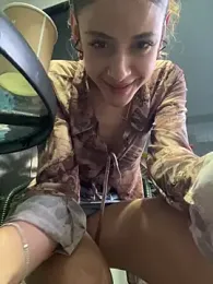 alana15 — Stripchat recorded stream screenshot (05 Nov 2025)