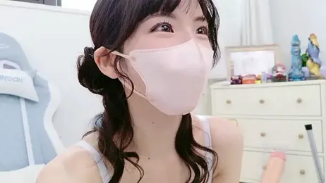 -minami- — Stripchat recorded stream image, 08.11.2025 03:00