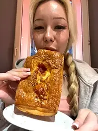 babydolll — Stripchat recorded stream image, 08.11.2025 13:00