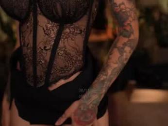 effylowell_ — Chaturbate recorded stream image, 09.11.2025 01:40
