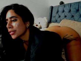 sophia-lopeez — Camsoda recorded stream image, 09.11.2025 14:00