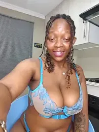 Jazmine-Blue — Stripchat recorded stream screenshot (09 Nov 2025)