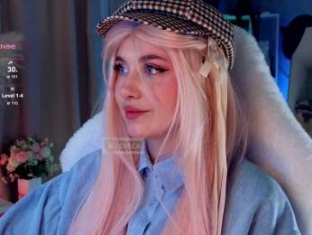 HoneyCherry — Bongacams recorded stream screenshot (09 Nov 2025)