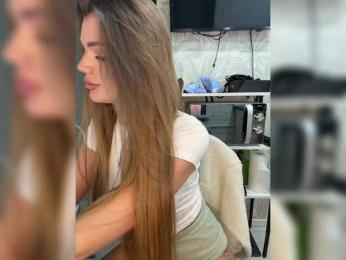 SweetyMia — Bongacams recorded stream screenshot (10 Nov 2025)