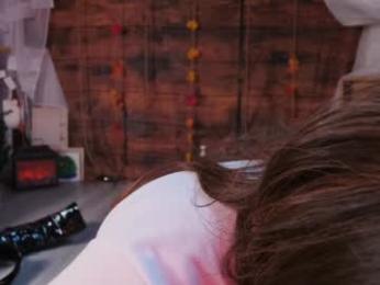 mollyflwers — Chaturbate recorded stream screenshot (10 Nov 2025)