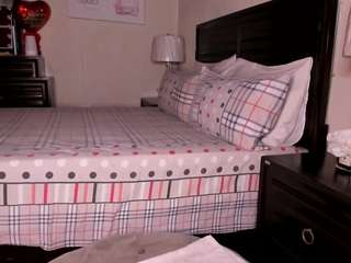 iluvsaffire-bleu — Camsoda recorded stream screenshot (10 Nov 2025)