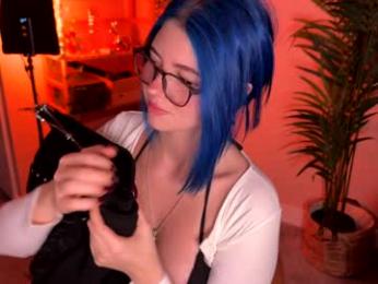 vixenp — Chaturbate recorded stream screenshot (10 Nov 2025)
