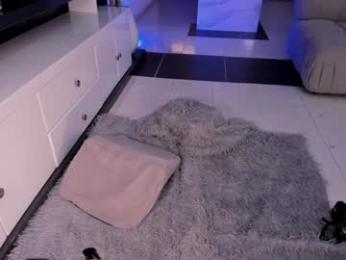 emilylittle — Chaturbate recorded stream screenshot (11 Nov 2025)