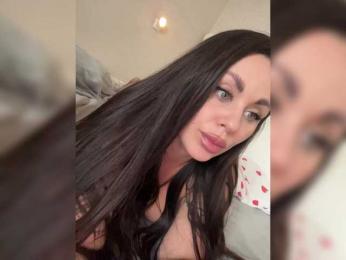 -Hennessy- — Bongacams recorded stream screenshot (11 Nov 2025)