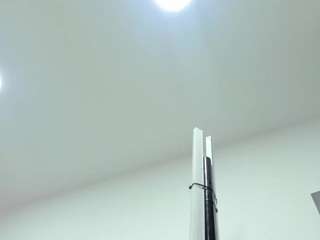 my-friends-mom — Camsoda recorded stream image, 11.11.2025 04:30