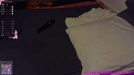 Hollara_Bangg — Stripchat recorded stream screenshot (11 Nov 2025)