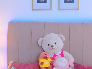 Bella Fontana — Flirt4free recorded stream image, 12.11.2025 15:50