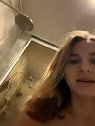 -AngelAri- — Stripchat recorded stream image, 12.11.2025 18:00