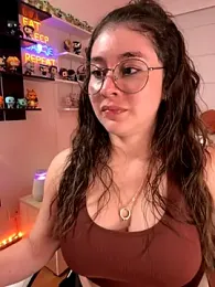 Sharon_07 — Stripchat recorded stream image, 12.11.2025 23:30