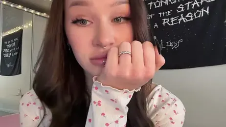 ur_molly — Stripchat recorded stream image, 13.11.2025 04:40