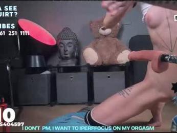 peoplefromthelittletown — Chaturbate recorded stream screenshot (13 Nov 2025)