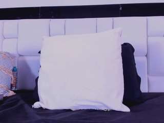 hanna-palmer — Camsoda recorded stream image, 14.11.2025 21:00