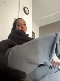 Your_Paris — Stripchat recorded stream image, 15.11.2025 14:10