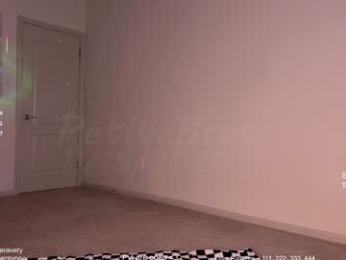 petitebrat — Chaturbate recorded stream screenshot (16 Nov 2025)