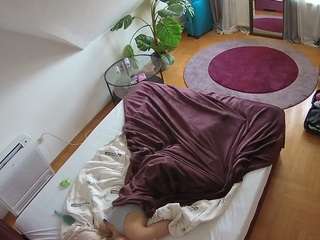 voyeurcam-julmodels-whitebed-4 — Camsoda recorded stream image, 11.11.2025 07:00