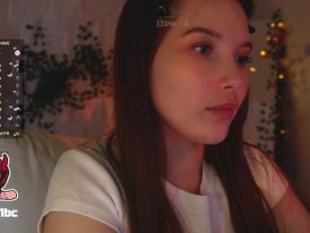 _Q_ — Bongacams recorded stream image, 16.11.2025 20:40