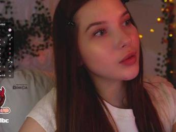 _Q_ — Bongacams recorded stream image, 16.11.2025 20:40