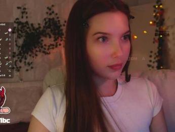 _Q_ — Bongacams recorded stream image, 16.11.2025 20:40