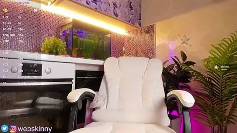 Top_Skinny — Stripchat recorded stream screenshot (17 Nov 2025)