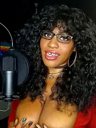 AmazonianMistress — Stripchat recorded stream image, 17.11.2025 20:20