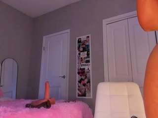 kloewandan — Camsoda recorded stream screenshot (19 Nov 2025)