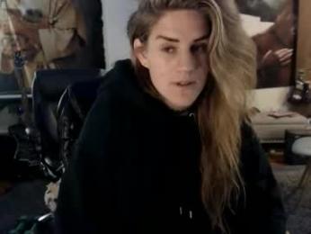 katiecutie_5 — Chaturbate recorded stream screenshot (19 Nov 2025)