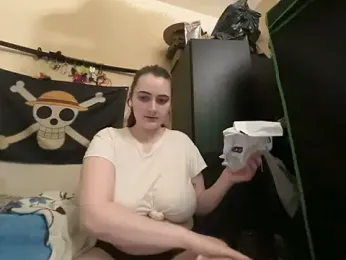 Snowbunnycake_131 — Stripchat recorded stream screenshot (19 Nov 2025)