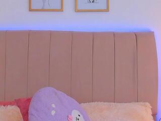 Bella Fontana — Flirt4free recorded stream image, 19.11.2025 14:30