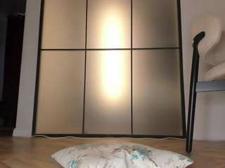 moonlovee — Camsoda recorded stream image, 20.11.2025 07:40