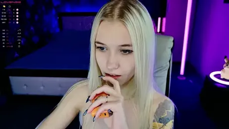 NaomiHita — Stripchat recorded stream screenshot (20 Nov 2025)