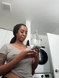 Your_Paris — Stripchat recorded stream image, 21.11.2025 16:40