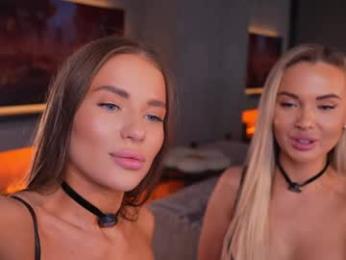 your_wild_lexi — Chaturbate recorded stream screenshot (21 Nov 2025)