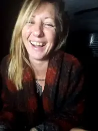 SheIsSomething — Stripchat recorded stream image, 22.11.2025 02:30