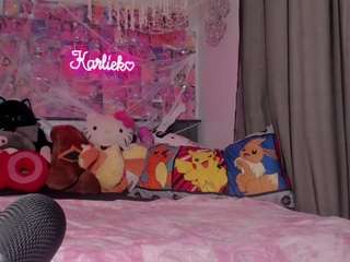 karliekayozz — Camsoda recorded stream image, 22.11.2025 02:00
