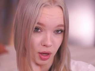 alinabailey — Camsoda recorded stream image, 22.11.2025 07:40