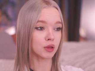 alinabailey — Camsoda recorded stream image, 22.11.2025 07:40