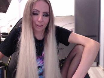 blondalina — Bongacams recorded stream screenshot (22 Nov 2025)