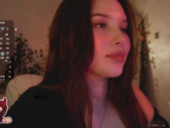 _Q_ — Bongacams recorded stream image, 23.11.2025 19:40