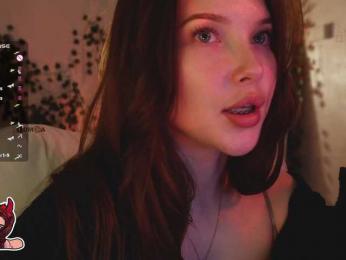 _Q_ — Bongacams recorded stream image, 23.11.2025 19:40