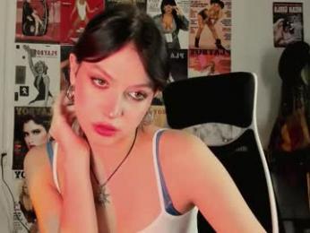 niky_jess — Chaturbate recorded stream screenshot (24 Nov 2025)