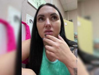 KROSHKA_N — Bongacams recorded stream screenshot (25 Nov 2025)